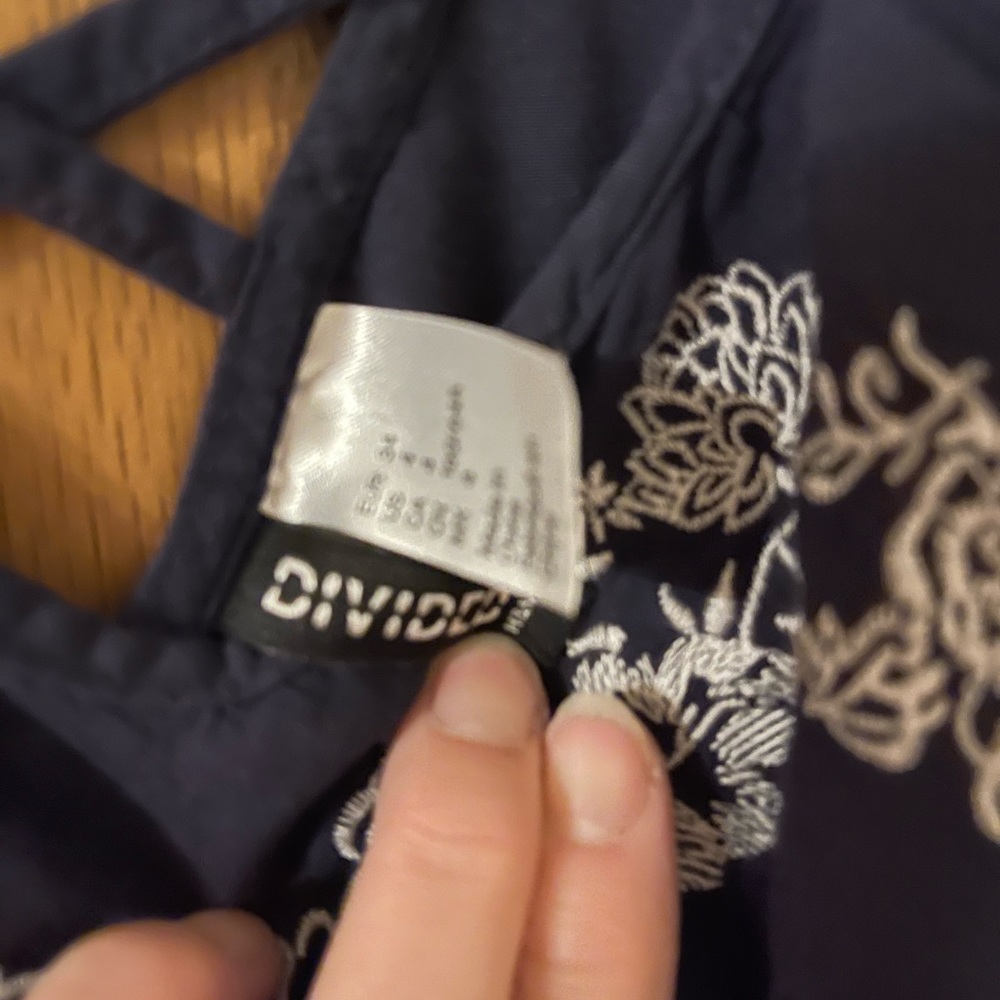 Divided Romper *** - Picture 2 of 2